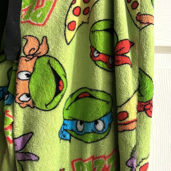 Size 2X TMNT pajamas - Picture 2 of 3